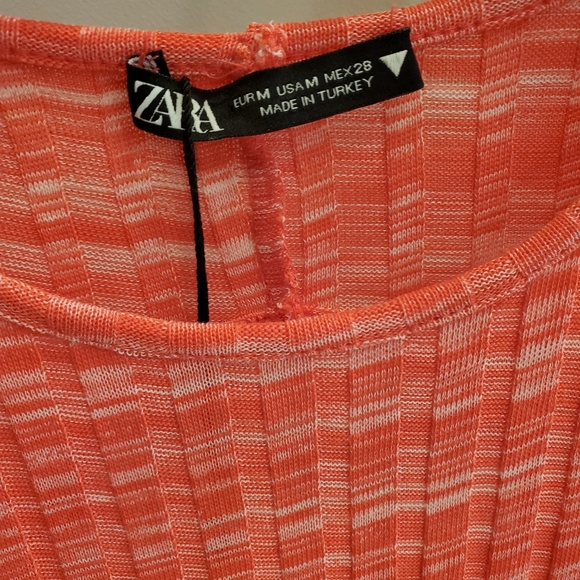 💖💕NWT ZARA ribbed keyhole midi dress hot pink Medium - Picture 3 of 4